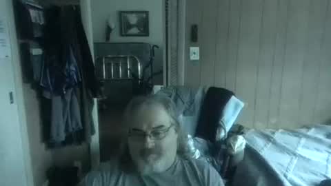 Snapshot of huggybear566 chatting on July 2026 05:37:01 PM lonely huggy bear online show from July 2026 05:37:01 PM