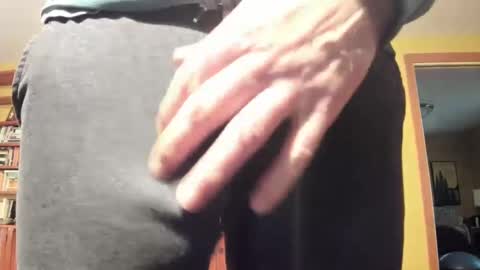 Snapshot of hung_hot_fit10 chatting on December 2024 11:09:01 PM Big uncut cock dripping online show from December 2024 11:09:01 PM