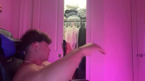 hungkingg22 online show from February 2026 05:44:01 AM