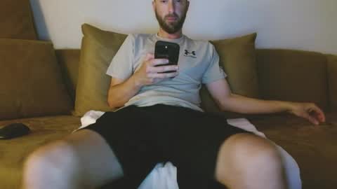 Snapshot of hungslim8inch chatting on June 2026 01:28:02 AM King Hungslim online show from June 2026 01:28:02 AM
