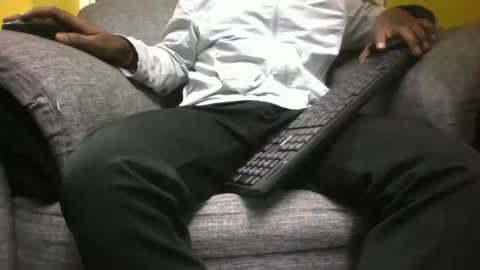 Snapshot of hunk_dominant chatting on December 2024 05:52:02 PM hunk_dominant online show from December 2024 05:52:02 PM