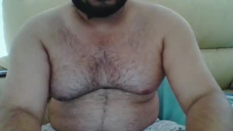 Snapshot of hunkchubby chatting on May 2026 07:36:01 AM chubbyBubby online show from May 2026 07:36:01 AM