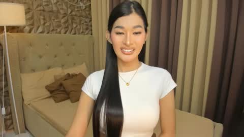 hunkhomerontop online show from November 2025 09:15:02 AM