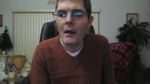 Snapshot of hunkmasclefad458 chatting on December 2024 03:53:02 AM hunkmasclefad458 online show from December 2024 03:53:02 AM