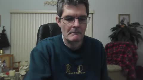 Snapshot of hunkmasclefad458 chatting on December 2024 05:48:01 AM hunkmasclefad458 online show from December 2024 05:48:01 AM