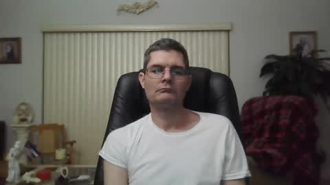 Snapshot of hunkmasclefad458 chatting on January 2025 05:55:01 AM hunkmasclefad458 online show from January 2025 05:55:01 AM