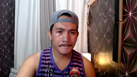 hunkylloyd online show from January 2025 08:41:01 AM