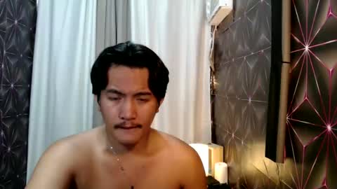 hunkylloyd online show from February 2025 07:07:01 PM