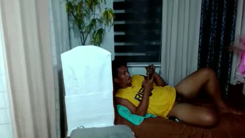 hunkylloyd online show from October 2025 05:54:02 AM