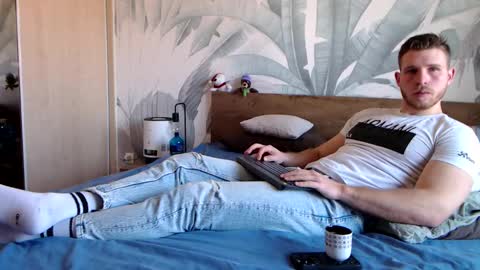 Snapshot of hunterbridges chatting on February 2025 10:49:02 AM Hunter Bridges online show from February 2025 10:49:02 AM