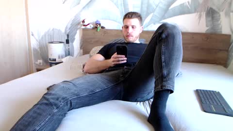 Snapshot of hunterbridges chatting on March 2025 10:54:02 AM Hunter Bridges online show from March 2025 10:54:02 AM