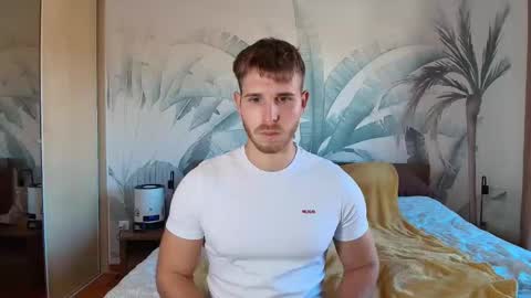 Snapshot of hunterbridges chatting on October 2025 11:50:01 AM Hunter Bridges online show from October 2025 11:50:01 AM