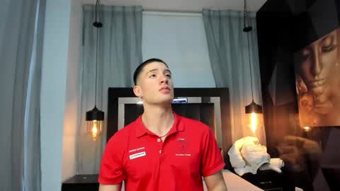 hunterheat_ online show from January 2026 11:37:01 AM