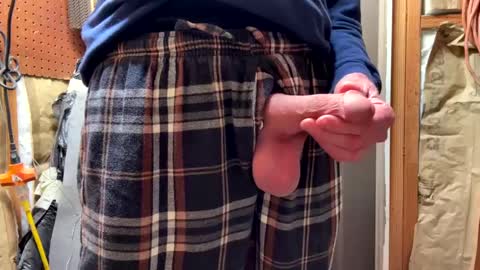 Snapshot of huskey300 chatting on January 2025 04:09:02 AM huskey300 online show from January 2025 04:09:02 AM