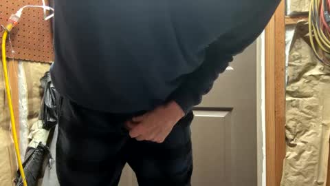 Snapshot of huskey300 chatting on February 2025 02:21:01 PM huskey300 online show from February 2025 02:21:01 PM