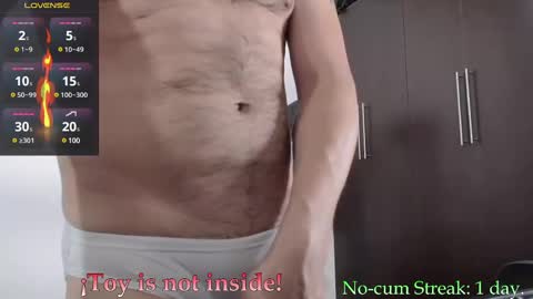 Snapshot of hxmister chatting on January 2025 05:52:01 AM Andrew online show from January 2025 05:52:01 AM