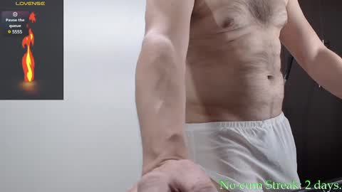 Snapshot of hxmister chatting on February 2025 05:40:01 AM Andrew online show from February 2025 05:40:01 AM