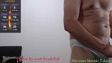 Snapshot of hxmister chatting on March 2025 05:23:02 AM Andrew online show from March 2025 05:23:02 AM