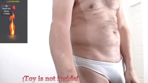 Snapshot of hxmister chatting on March 2025 04:10:01 AM Andrew online show from March 2025 04:10:01 AM