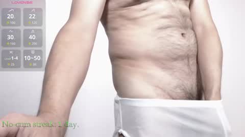 Snapshot of hxmister chatting on October 2025 05:08:02 AM Andrew online show from October 2025 05:08:02 AM