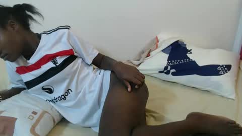 hyacinth_b online show from April 2026 03:05:01 PM
