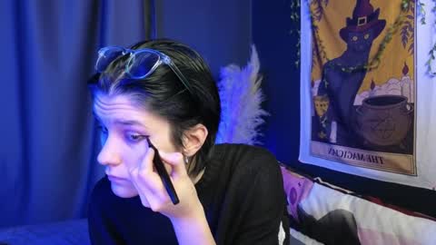 Snapshot of hyeon_jin chatting on January 2025 08:47:01 PM Hyeon Jin online show from January 2025 08:47:01 PM