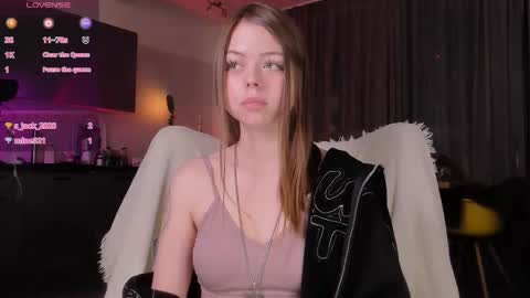 Snapshot of hype_meal_home chatting on March 2025 04:35:02 PM Miley. PVT open i have extra prices on nude show online show from March 2025 04:35:02 PM