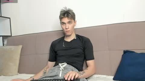 Snapshot of hyper_muse chatting on April 2026 01:17:02 PM hyper_muse online show from April 2026 01:17:02 PM