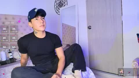 Snapshot of hyun_malee chatting on March 2026 04:40:02 AM K Brandon online show from March 2026 04:40:02 AM