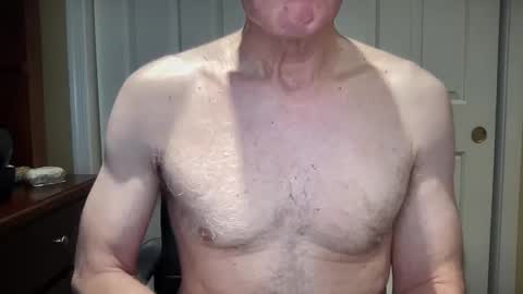 Snapshot of i8bgcq chatting on December 2024 07:16:01 PM The Talented Mr. DILFy online show from December 2024 07:16:01 PM