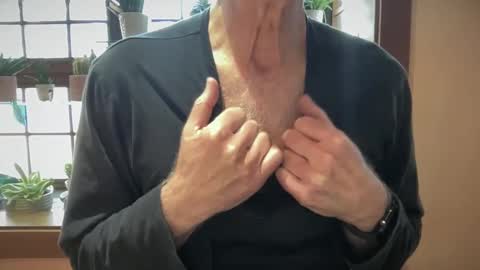 Snapshot of i8bgcq chatting on December 2024 04:58:01 PM The Talented Mr. DILFy online show from December 2024 04:58:01 PM