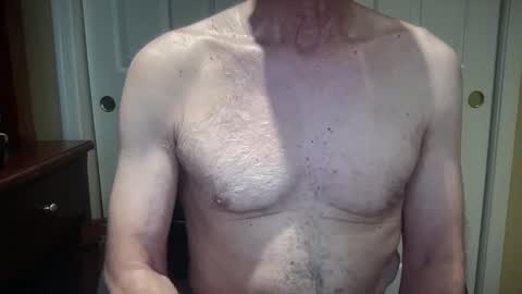 Snapshot of i8bgcq chatting on September 2025 01:44:02 PM The Talented Mr. DILFy online show from September 2025 01:44:02 PM