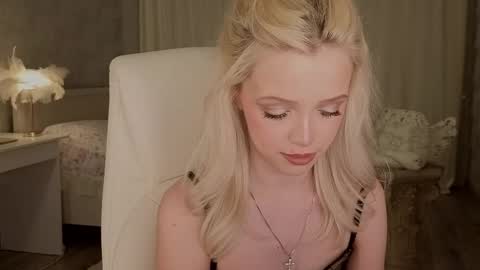 Joselle online show from April 2026 12:35:01 AM