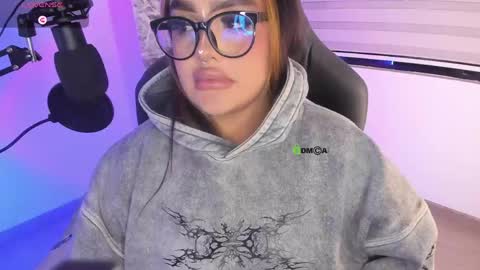 Snapshot of i_am_ari chatting on March 2026 02:00:02 AM Ari online show from March 2026 02:00:02 AM