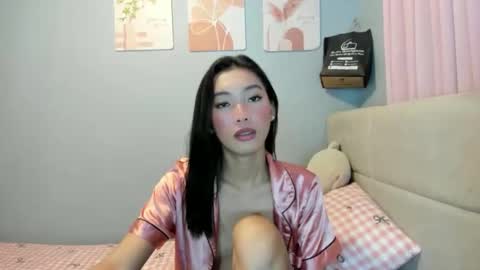 Snapshot of i_can_do_both chatting on April 2026 07:06:01 PM jek online show from April 2026 07:06:01 PM