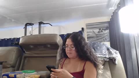 Snapshot of i_fetishize_u chatting on May 2026 05:54:01 PM ShortStuff online show from May 2026 05:54:01 PM