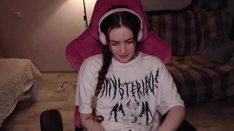 elisabeth online show from January 2025 01:02:01 PM