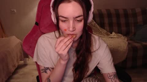 elisabeth online show from March 2025 03:29:01 PM