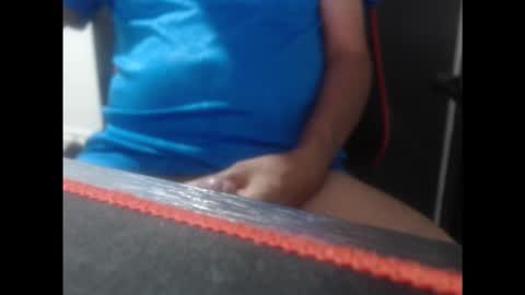 Snapshot of i_love_melissa_ chatting on November 2025 06:18:02 AM i_love_melissa_ online show from November 2025 06:18:02 AM