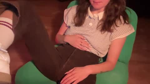 Olive online show from September 2025 04:51:02 AM