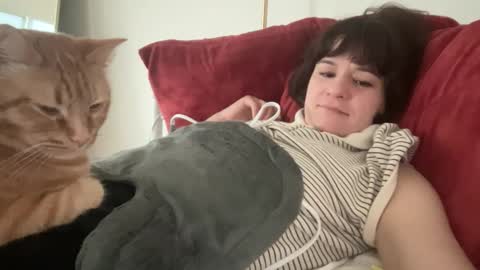 Olive online show from February 2026 09:11:02 PM