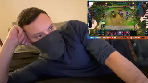 i o ro online show from December 2024 01:18:01 AM