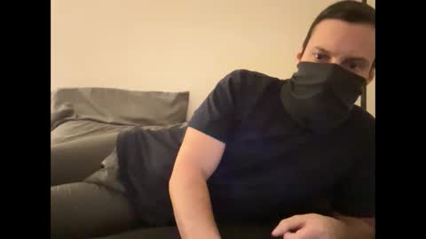 i o ro online show from December 2024 01:01:02 AM