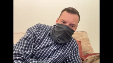 i o ro online show from October 2025 03:51:02 AM