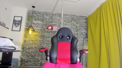 Samy   online show from January 2025 11:44:02 AM