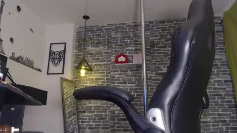 Samy online show from February 2025 02:43:02 PM