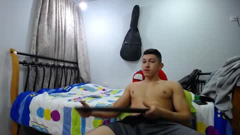 Snapshot of iam_yourbabyprincess_xd chatting on December 2024 04:32:01 AM iam_yourbabyprincess_xd online show from December 2024 04:32:01 AM