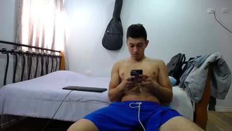 Snapshot of iam_yourbabyprincess_xd chatting on January 2025 06:54:02 PM iam_yourbabyprincess_xd online show from January 2025 06:54:02 PM