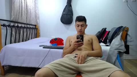 Snapshot of iam_yourbabyprincess_xd chatting on January 2025 06:53:02 AM iam_yourbabyprincess_xd online show from January 2025 06:53:02 AM