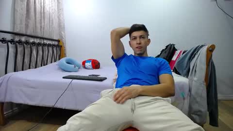 Snapshot of iam_yourbabyprincess_xd chatting on January 2025 11:14:02 PM iam_yourbabyprincess_xd online show from January 2025 11:14:02 PM